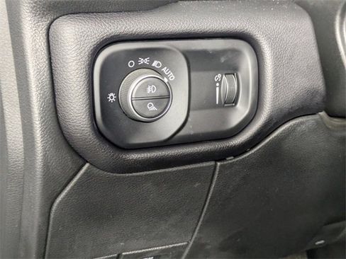 Used 2022 RAM 2500 Big Horn w/ Level C Equiment Group image 13