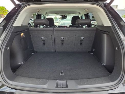 Certified 2025 Chevrolet TrailBlazer LT w/ Convenience Package FWD image 10