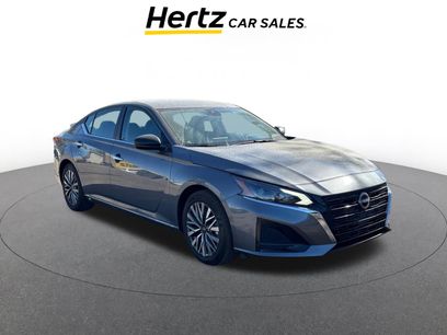 Used 2025 Nissan Altima 2.5 SV