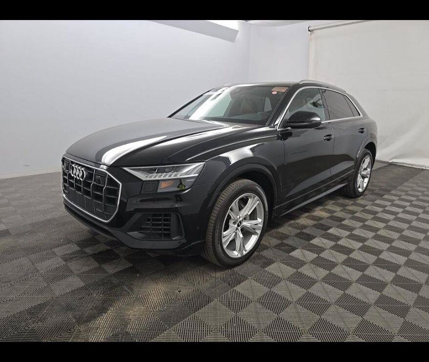Used 2023 Audi Q8 Premium Plus w/ Premium Plus Package AWD/4WD image 2