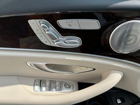 Used 2023 Mercedes-Benz E 350 4MATIC Sedan image 20