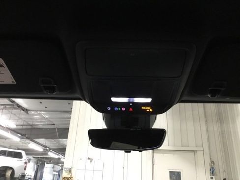 New 2026 Chevrolet Equinox LT w/ Convenience Package II image 31