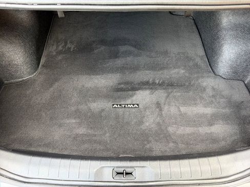 Used 2024 Nissan Altima 2.5 SR w/ SR Premium Package FWD image 33