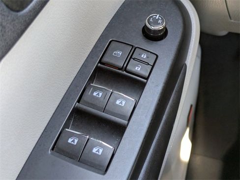 Used 2019 Toyota Highlander Limited image 24