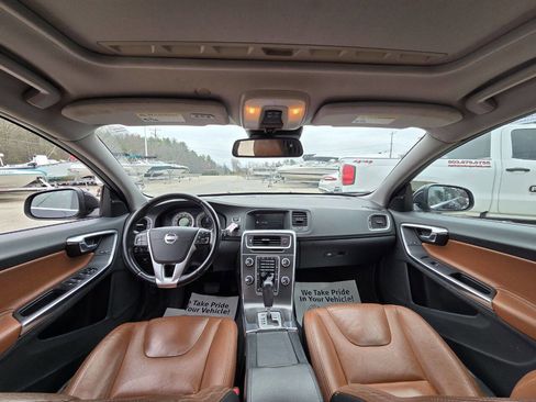 Used 2012 Volvo S60 T6 AWD/4WD image 17