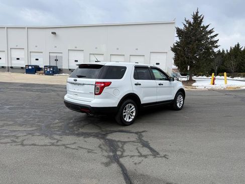 Used 2015 Ford Explorer 4WD image 4