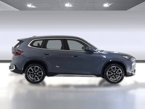 Used 2025 BMW X1 xDrive28i w/ Convenience Package AWD/4WD image 8