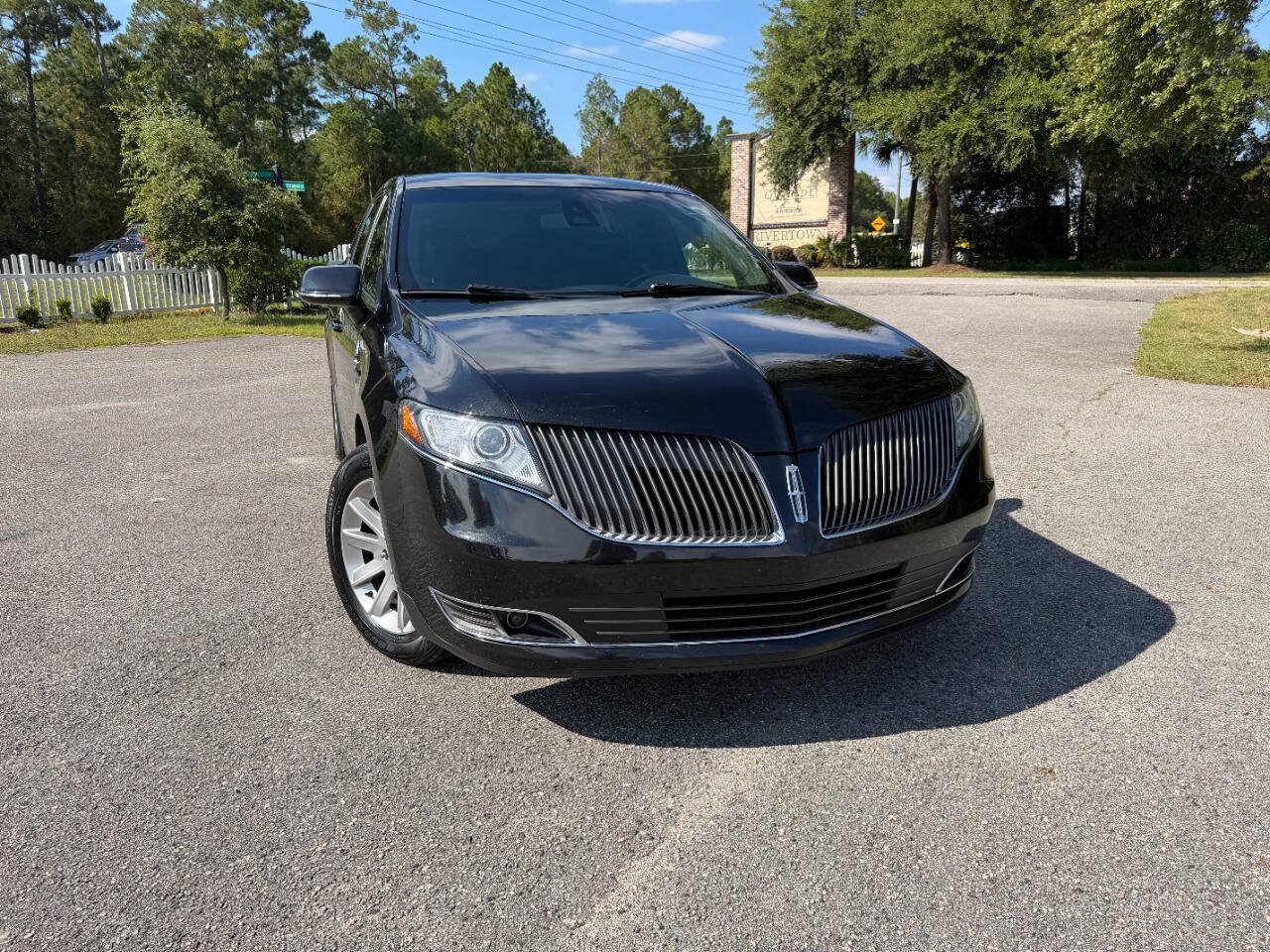 Used 2015 Lincoln MKT AWD image 35