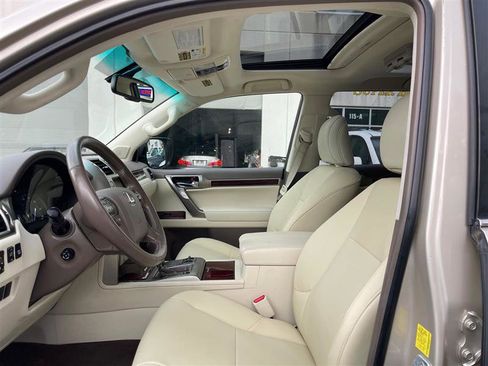 Used 2011 Lexus GX 460 image 94