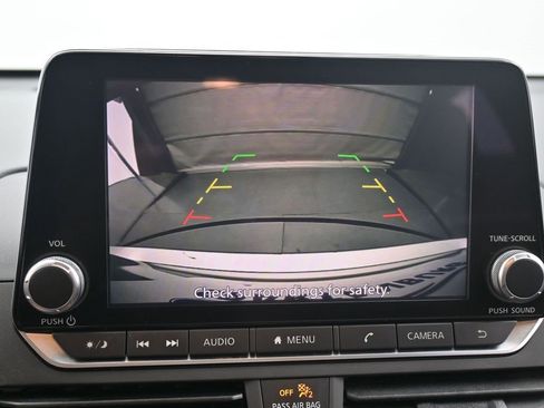 Used 2022 Nissan Altima 2.5 SV image 11