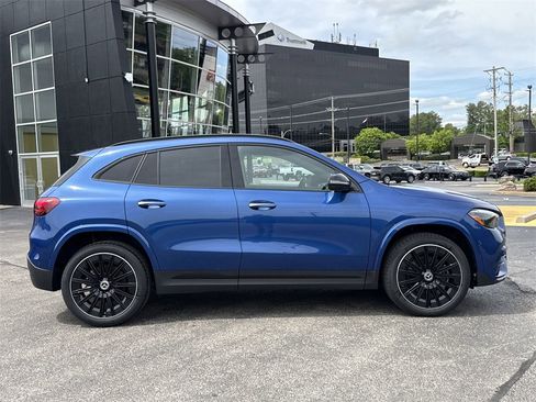New 2025 Mercedes-Benz GLA 250 image 6