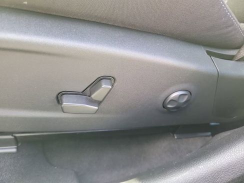 Used 2021 Dodge Charger R/T w/ Performance Handling Group RWD image 11