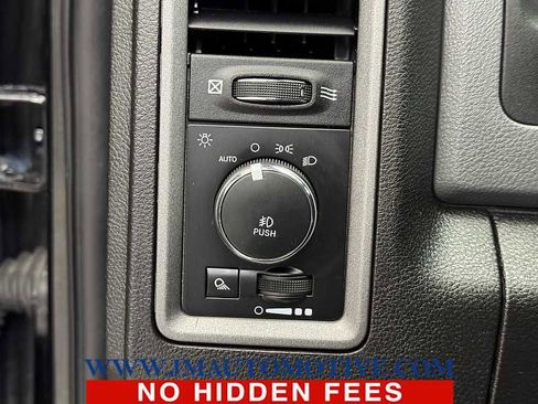 Used 2019 RAM 1500 Express AWD/4WD image 33