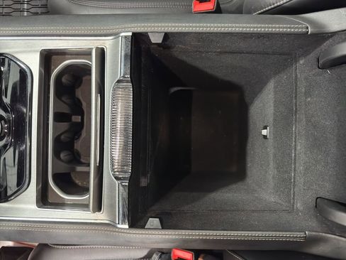 Used 2024 Jeep Wagoneer Series II w/ Convenience Group I image 30