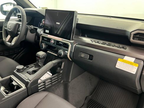 New 2026 Toyota Tacoma TRD Off-Road image 23