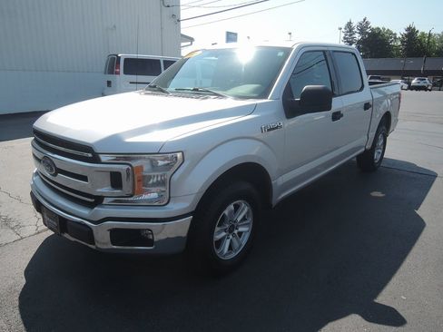 Used 2018 Ford F150 XLT image 3
