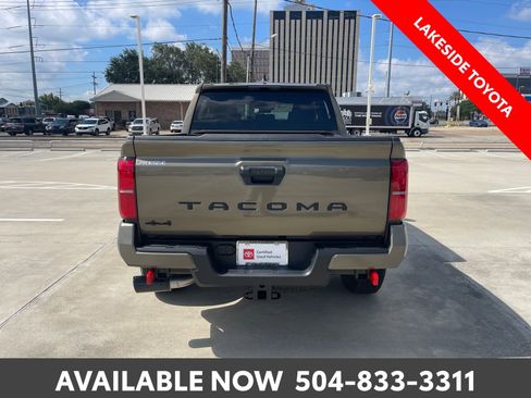Certified 2026 Toyota Tacoma TRD Off-Road AWD/4WD image 5