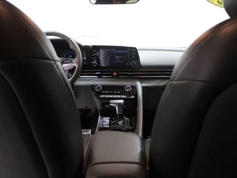 Used 2022 Hyundai Elantra SEL w/ Convenience Package image 25