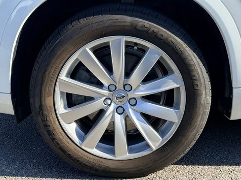 Used 2018 Volvo XC90 T6 Momentum w/ Momentum Plus Package AWD/4WD image 42