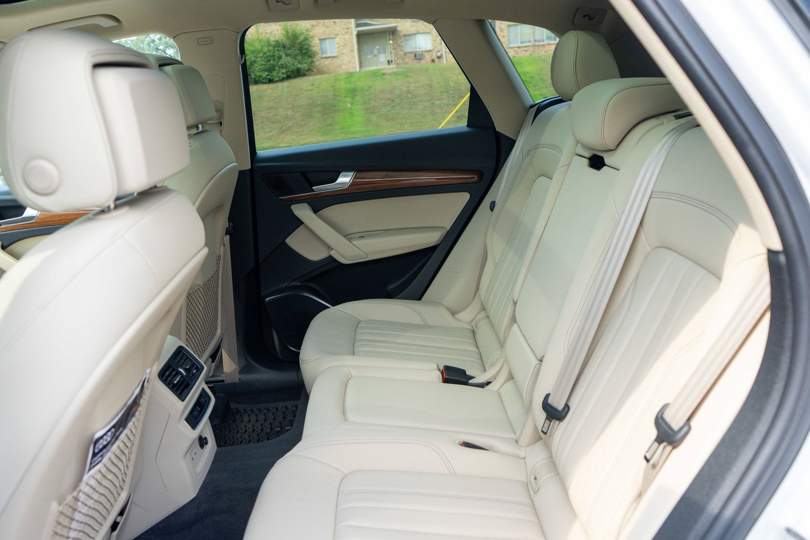 Used 2023 Audi Q5 2.0T Premium w/ Convenience Package AWD/4WD image 30