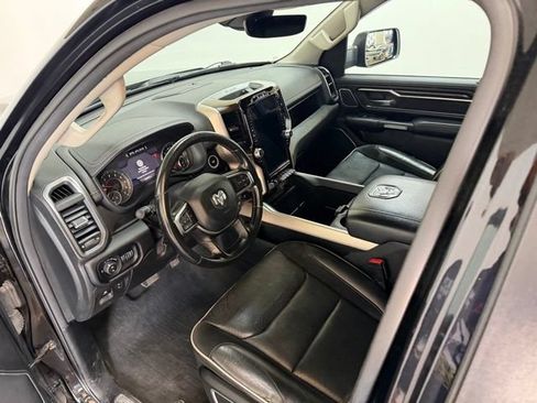 Used 2022 RAM 1500 Laramie AWD/4WD image 17