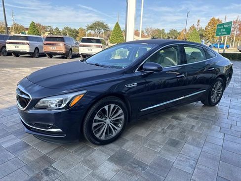 Used 2017 Buick LaCrosse Preferred image 6