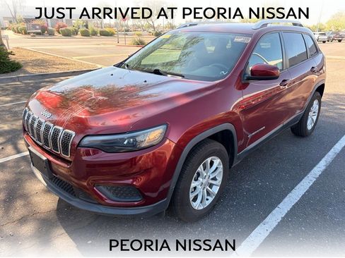 Used 2020 Jeep Cherokee Latitude w/ Cold Weather Group AWD/4WD image 1