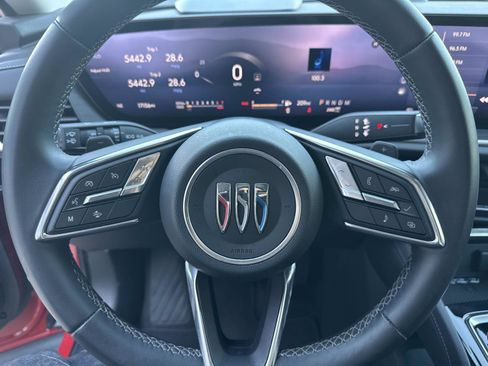 Used 2025 Buick Envision Preferred image 26