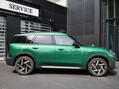 New 2027 MINI Cooper Countryman S w/ Comfort Package Max AWD/4WD image 4
