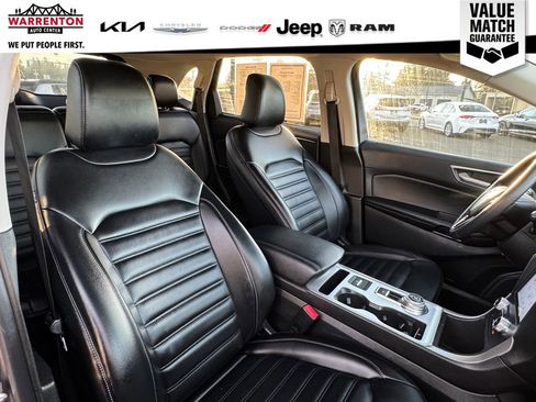 Used 2022 Ford Edge SEL image 30