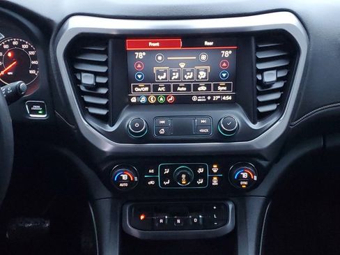 Certified 2022 GMC Acadia AT4 w/ Preferred Package image 38