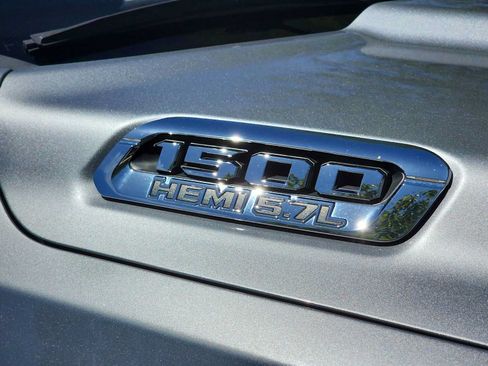 Used 2021 RAM 1500 Big Horn RWD image 11