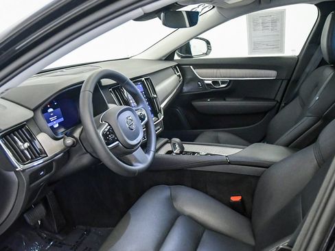 Certified 2023 Volvo S90 B6 Plus AWD/4WD image 17