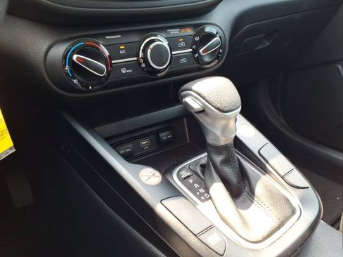 Used 2024 Kia Soul LX w/ Option Group 015 FWD image 22