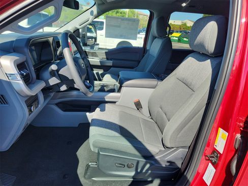 New 2026 Ford F250 XLT w/ XLT Premium Package image 10