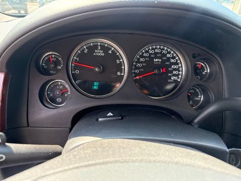 Used 2011 Chevrolet Tahoe LT AWD/4WD image 27