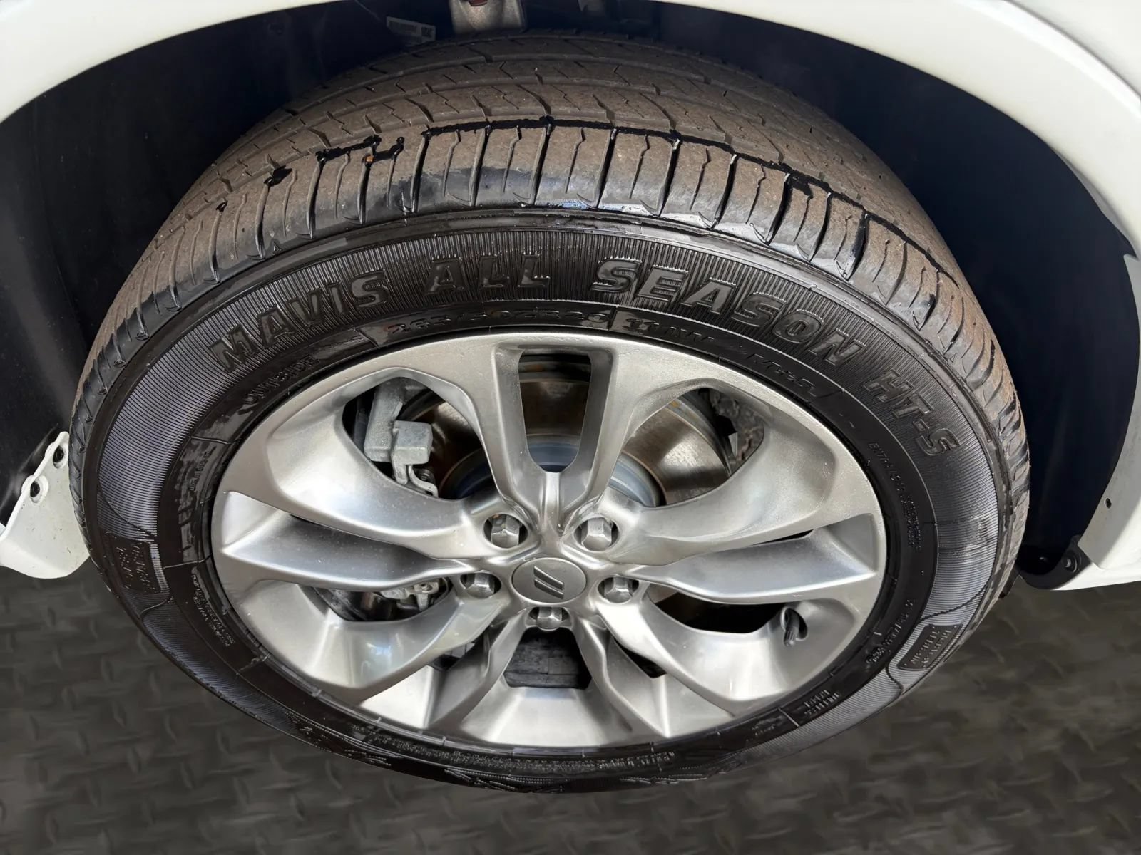 Used 2020 Dodge Durango GT AWD/4WD image 39