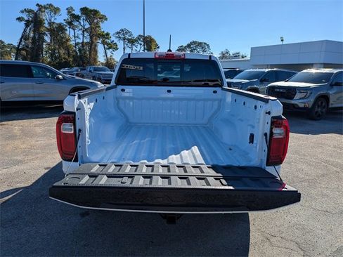 New 2026 GMC Canyon Elevation w/ Convenience Package image 12