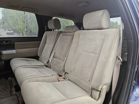 Used 2008 Toyota Sequoia SR5 AWD/4WD image 28