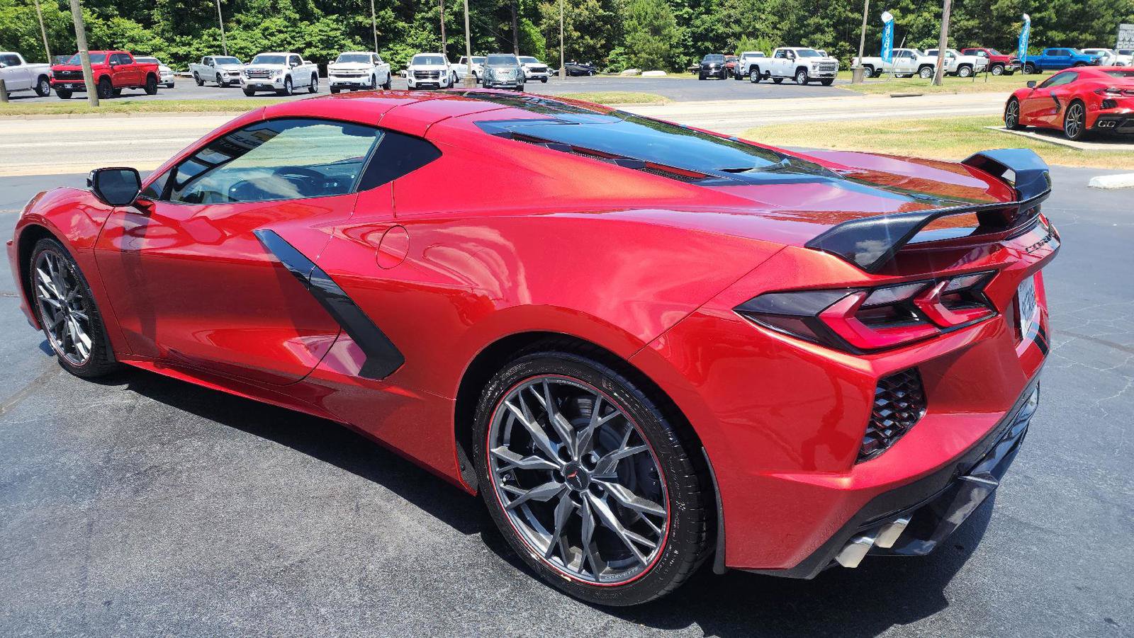 Used 2023 Chevrolet Corvette Stingray Coupe w/ Z51 Performance Package RWD image 5