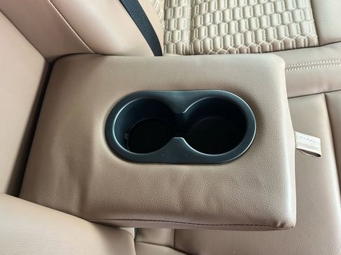 Certified 2022 Ford F250 Lariat w/ Lariat Ultimate Package image 19