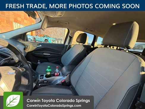 Used 2016 Ford Escape SE image 8