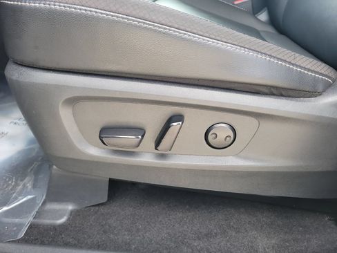 Used 2024 Nissan Pathfinder SL w/ Cargo Package FWD image 22