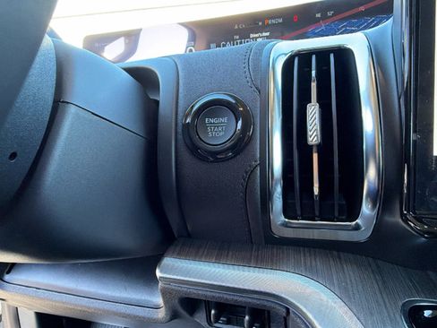 New 2025 Ford Expedition Platinum w/ Platinum Ultimate Package image 17