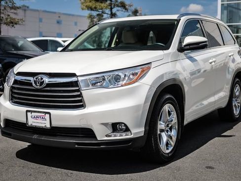 Used 2016 Toyota Highlander Limited FWD image 5