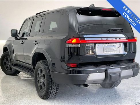 Used 2024 Lexus GX 550 image 17