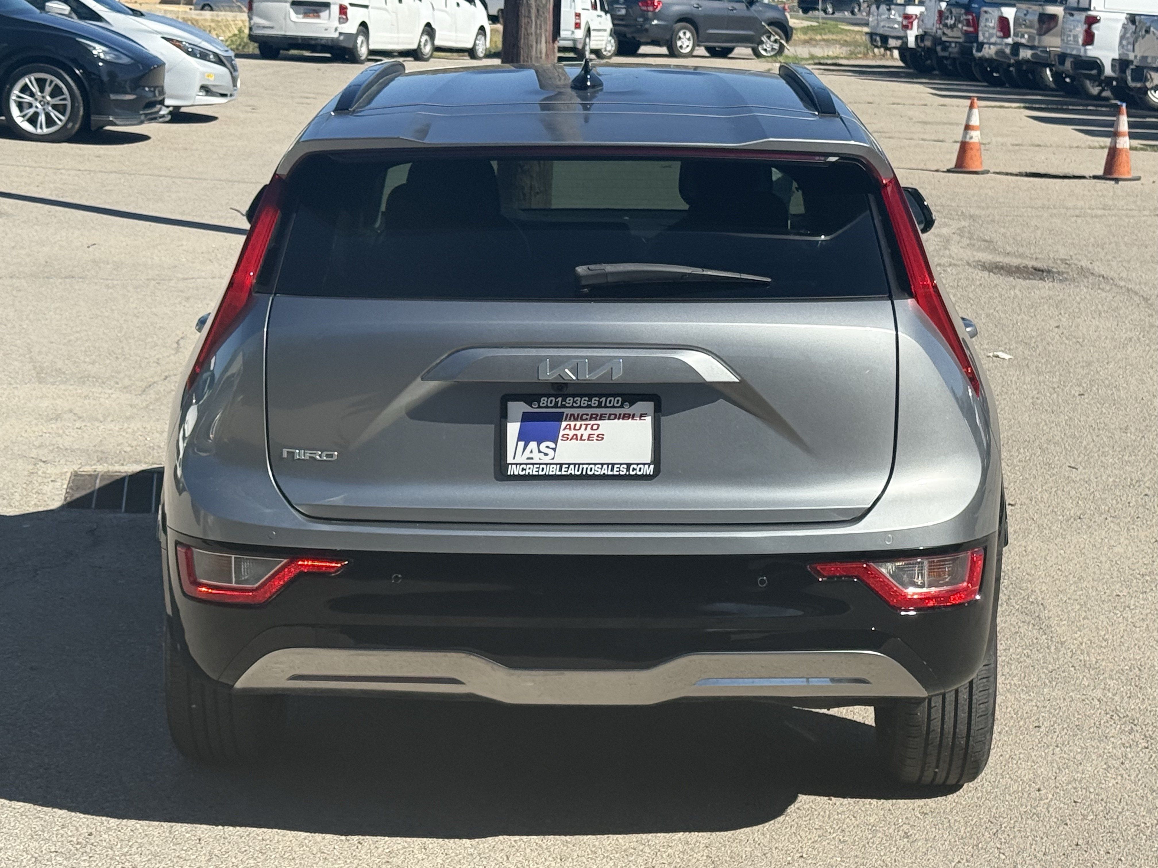Used 2023 Kia Niro Wind FWD image 5