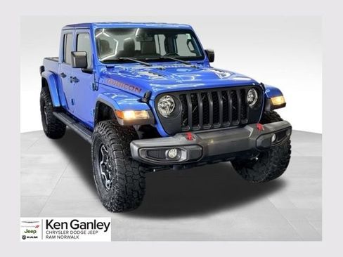 Used 2022 Jeep Gladiator Rubicon w/ Trailer Tow Package AWD/4WD image 1