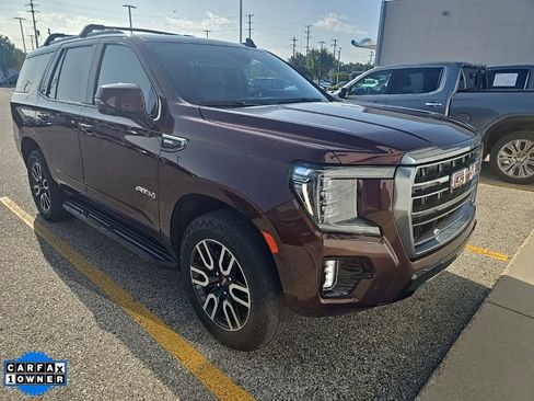 Used 2023 GMC Yukon AT4 w/ Technology Package AWD/4WD image 2