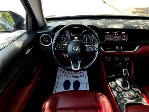 Used 2021 Alfa Romeo Stelvio Sprint w/ Nero Edizione image 35